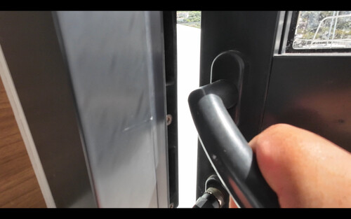 Door-mpv-0003